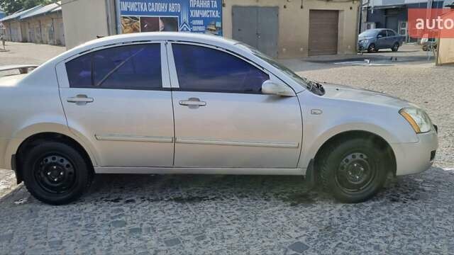 Чери Элара, объемом двигателя 1.97 л и пробегом 95 тыс. км за 2800 $, фото 3 на Automoto.ua