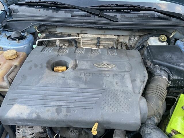 Синій Чері Елара, об'ємом двигуна 2 л та пробігом 189 тис. км за 1350 $, фото 5 на Automoto.ua