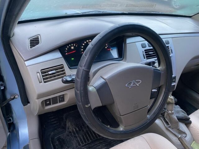 Синій Чері Елара, об'ємом двигуна 2 л та пробігом 189 тис. км за 1350 $, фото 4 на Automoto.ua