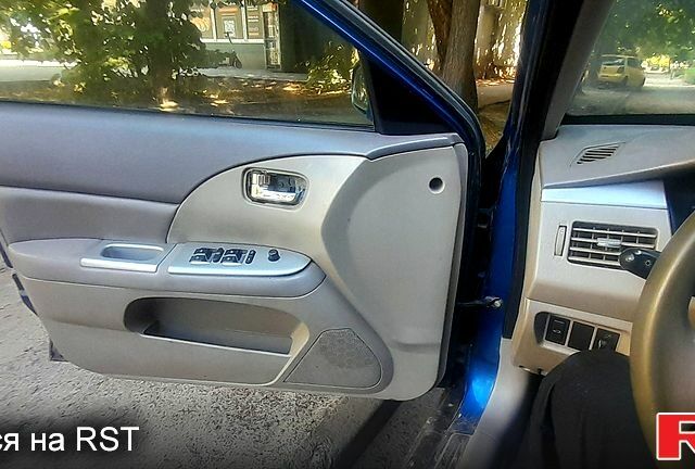 Синій Чері Елара, об'ємом двигуна 2 л та пробігом 180 тис. км за 1500 $, фото 5 на Automoto.ua