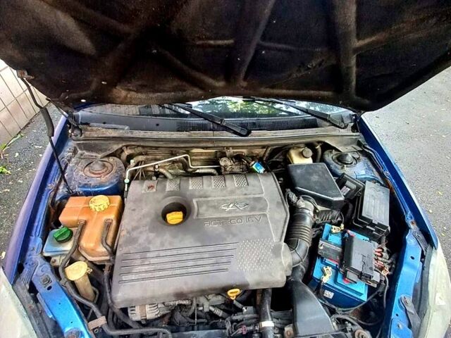 Синій Чері Елара, об'ємом двигуна 2 л та пробігом 0 тис. км за 3000 $, фото 9 на Automoto.ua