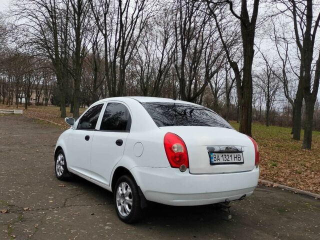 Белый Чери Джагги, объемом двигателя 1.3 л и пробегом 200 тыс. км за 1450 $, фото 2 на Automoto.ua