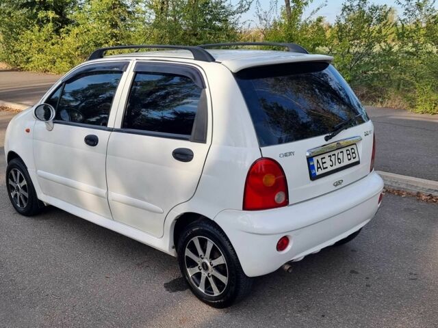 Білий Чері Джаггі, об'ємом двигуна 1.1 л та пробігом 88 тис. км за 1999 $, фото 3 на Automoto.ua