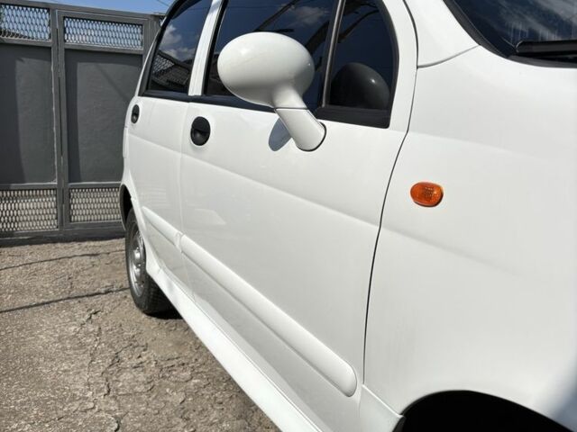 Белый Чери Джагги, объемом двигателя 1.1 л и пробегом 79 тыс. км за 3900 $, фото 4 на Automoto.ua