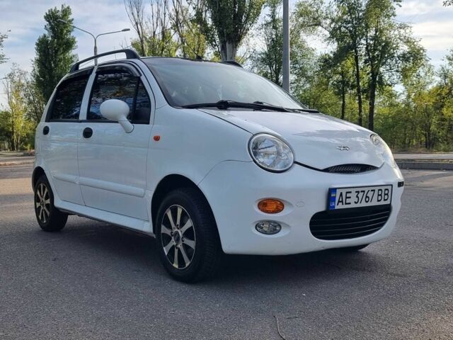 Білий Чері Джаггі, об'ємом двигуна 1.1 л та пробігом 88 тис. км за 1999 $, фото 2 на Automoto.ua