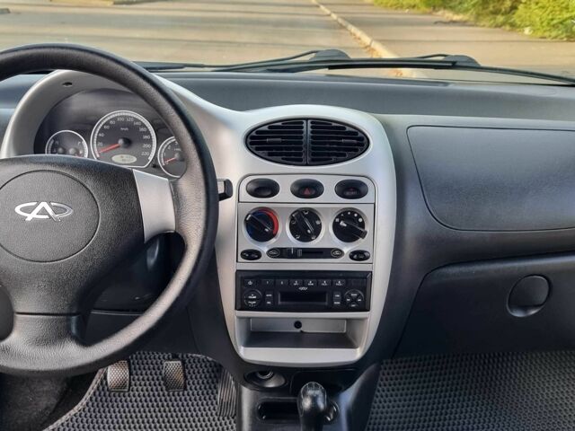 Белый Чери Джагги, объемом двигателя 1.1 л и пробегом 87 тыс. км за 1999 $, фото 10 на Automoto.ua