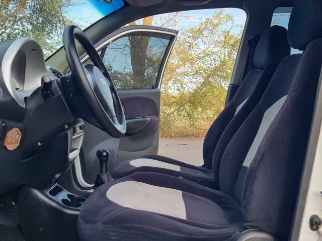 Белый Чери Джагги, объемом двигателя 1.1 л и пробегом 87 тыс. км за 1999 $, фото 13 на Automoto.ua