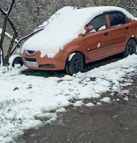 Бежевий Чері Джаггі, об'ємом двигуна 1 л та пробігом 128 тис. км за 2206 $, фото 3 на Automoto.ua