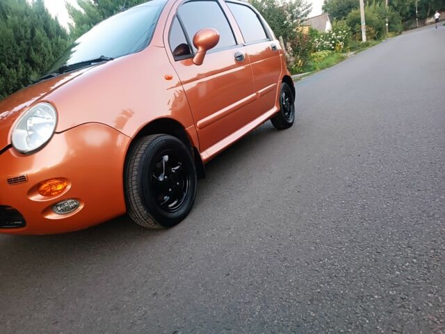 Бежевий Чері Джаггі, об'ємом двигуна 1.1 л та пробігом 114 тис. км за 3500 $, фото 13 на Automoto.ua