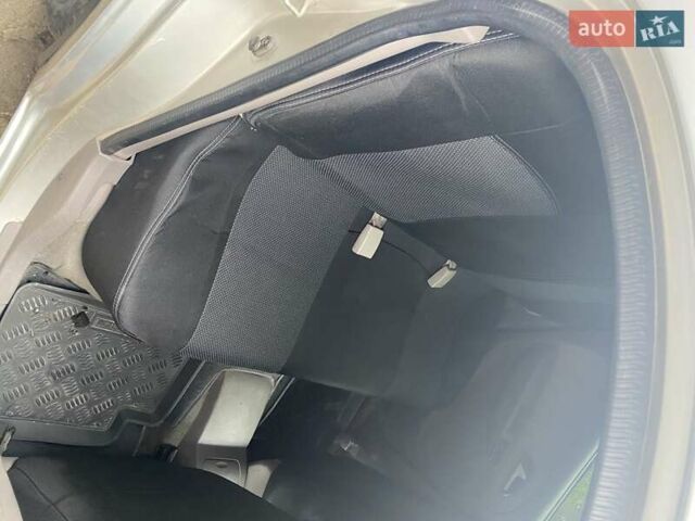 Бежевый Чери Джагги, объемом двигателя 1.3 л и пробегом 218 тыс. км за 2500 $, фото 5 на Automoto.ua