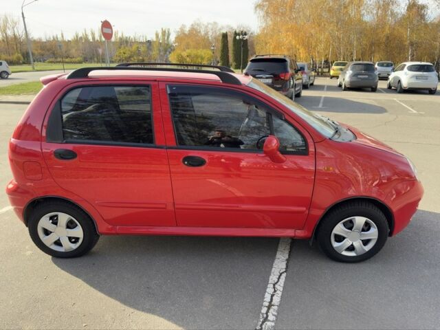 Чері Джаггі 2012 у Кривому Розі на Automoto.ua Червоний Чері Джаггі, об'ємом двигуна 1.1 л та пробігом 130 тис. км за 2800 $, фото 3 на Automoto.ua