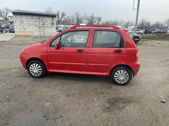 Красный Чери Джагги, объемом двигателя 1.1 л и пробегом 145 тыс. км за 1300 $, фото 5 на Automoto.ua