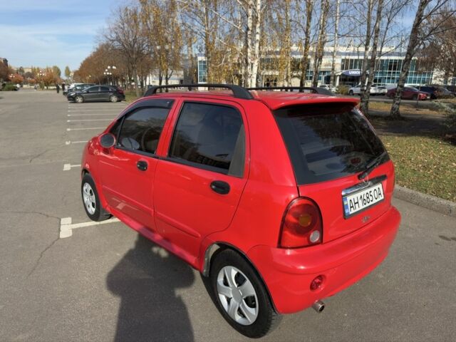 Чері Джаггі 2012 у Кривому Розі на Automoto.ua Червоний Чері Джаггі, об'ємом двигуна 1.1 л та пробігом 130 тис. км за 2800 $, фото 6 на Automoto.ua