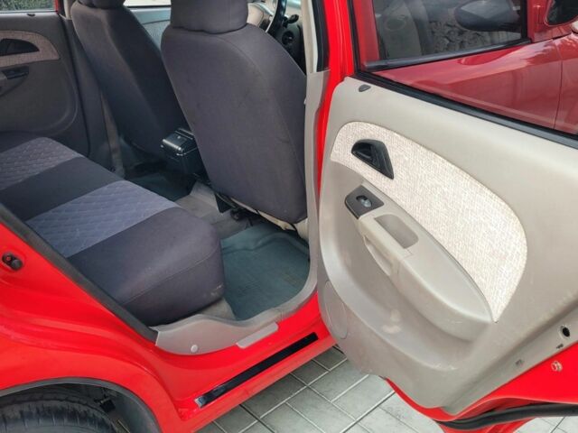 Чери Джагги 2008 в Каменское - Днепродзержинск на Automoto.ua Красный Чери Джагги, объемом двигателя 1.3 л и пробегом 180 тыс. км за 1750 $, фото 6 на Automoto.ua