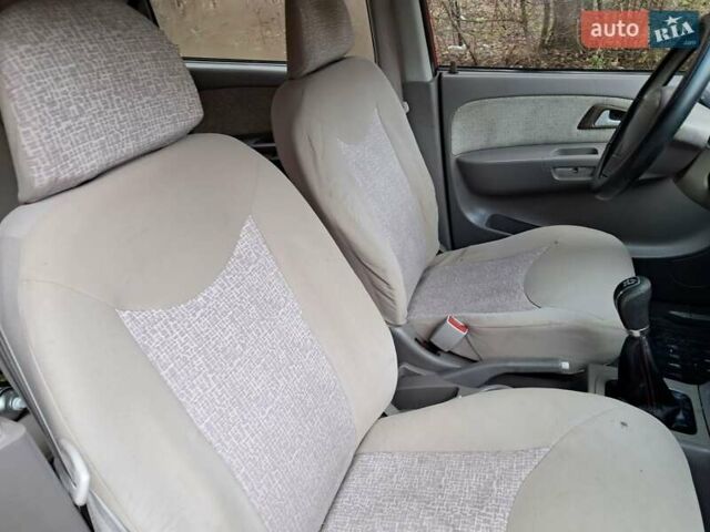 Красный Чери Джагги, объемом двигателя 1.3 л и пробегом 230 тыс. км за 1699 $, фото 29 на Automoto.ua