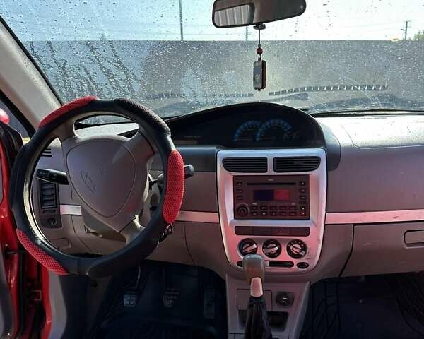 Червоний Чері Джаггі, об'ємом двигуна 1.3 л та пробігом 226 тис. км за 1700 $, фото 6 на Automoto.ua