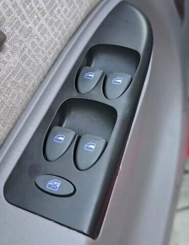 Червоний Чері Джаггі, об'ємом двигуна 1.3 л та пробігом 151 тис. км за 2450 $, фото 23 на Automoto.ua