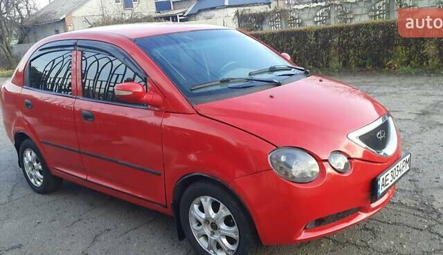Красный Чери Джагги, объемом двигателя 1.3 л и пробегом 180 тыс. км за 1550 $, фото 3 на Automoto.ua