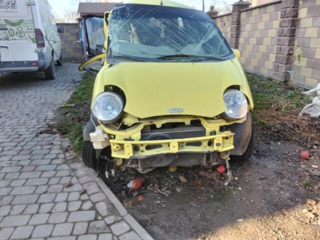 Желтый Чери Джагги, объемом двигателя 1 л и пробегом 190 тыс. км за 500 $, фото 1 на Automoto.ua