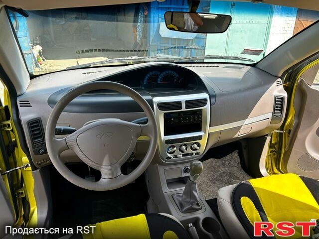 Желтый Чери Джагги, объемом двигателя 1.3 л и пробегом 48 тыс. км за 2700 $, фото 12 на Automoto.ua