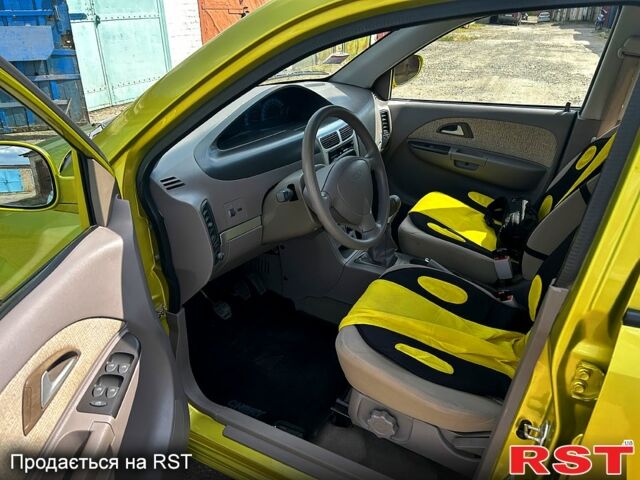 Желтый Чери Джагги, объемом двигателя 1.3 л и пробегом 48 тыс. км за 2700 $, фото 5 на Automoto.ua