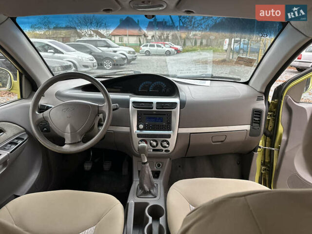 Желтый Чери Джагги, объемом двигателя 1.3 л и пробегом 75 тыс. км за 1850 $, фото 6 на Automoto.ua