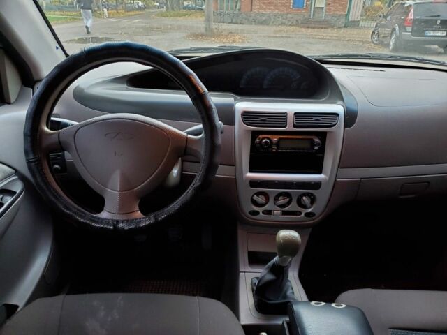 Серый Чери Джагги, объемом двигателя 1.3 л и пробегом 140 тыс. км за 2000 $, фото 4 на Automoto.ua