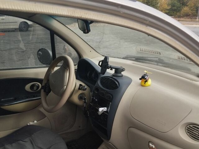 Серый Чери Джагги, объемом двигателя 1.1 л и пробегом 2 тыс. км за 1500 $, фото 6 на Automoto.ua