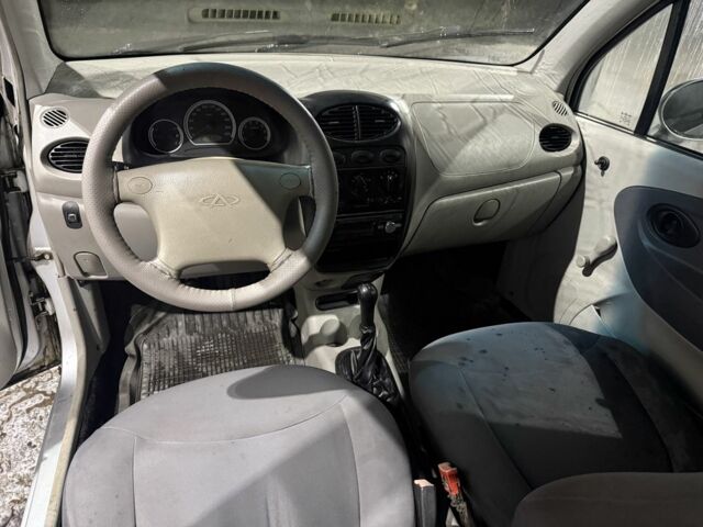 Серый Чери Джагги, объемом двигателя 1.1 л и пробегом 333 тыс. км за 1475 $, фото 10 на Automoto.ua