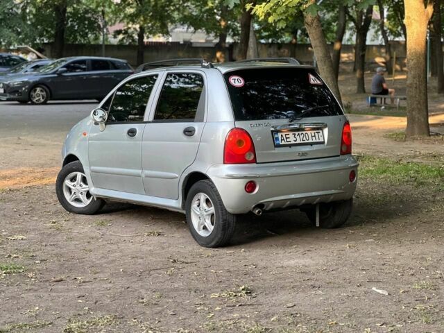 Сірий Чері Джаггі, об'ємом двигуна 1.1 л та пробігом 108 тис. км за 1999 $, фото 3 на Automoto.ua