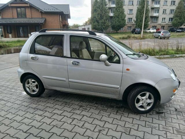 Серый Чери Джагги, объемом двигателя 1.1 л и пробегом 70 тыс. км за 2000 $, фото 3 на Automoto.ua