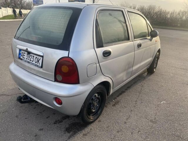 Серый Чери Джагги, объемом двигателя 1.1 л и пробегом 210 тыс. км за 1300 $, фото 2 на Automoto.ua