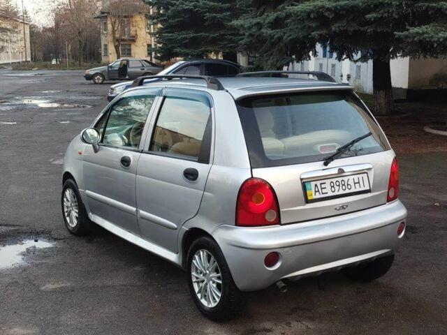 Серый Чери Джагги, объемом двигателя 1.1 л и пробегом 119 тыс. км за 1900 $, фото 3 на Automoto.ua