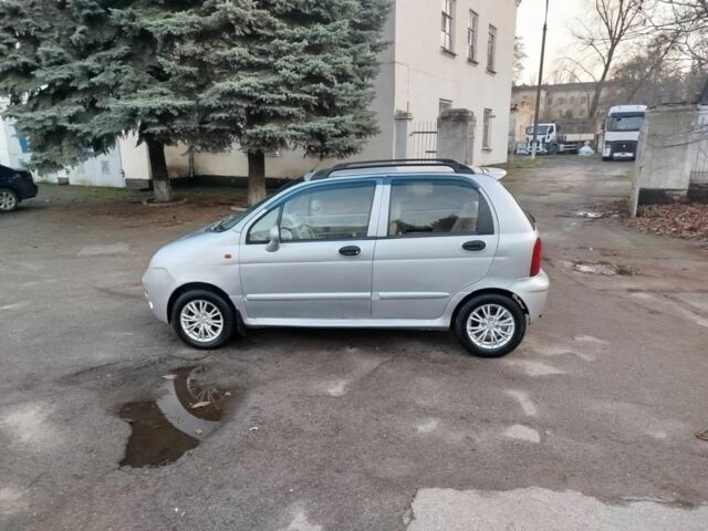 Серый Чери Джагги, объемом двигателя 1.1 л и пробегом 119 тыс. км за 1900 $, фото 7 на Automoto.ua