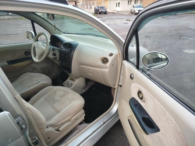 Серый Чери Джагги, объемом двигателя 1.1 л и пробегом 119 тыс. км за 1900 $, фото 10 на Automoto.ua