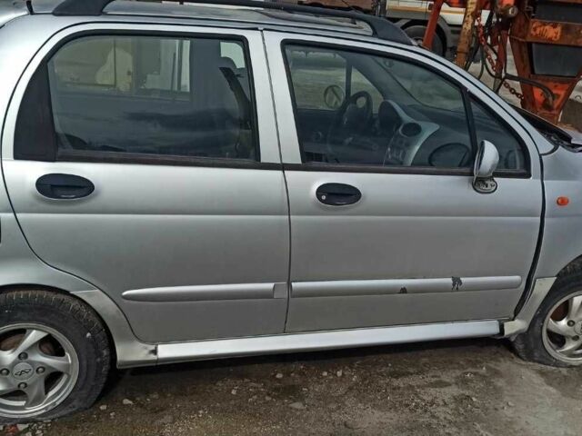 Серый Чери Джагги, объемом двигателя 1.1 л и пробегом 129 тыс. км за 536 $, фото 6 на Automoto.ua