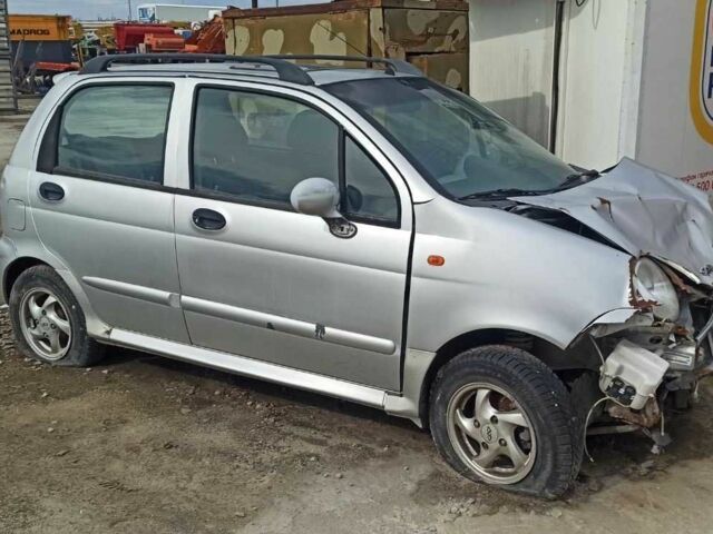 Серый Чери Джагги, объемом двигателя 1.1 л и пробегом 129 тыс. км за 536 $, фото 2 на Automoto.ua