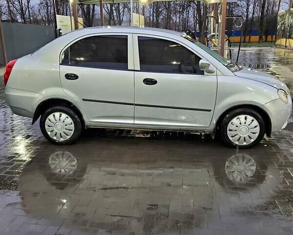 Серый Чери Джагги, объемом двигателя 1.3 л и пробегом 140 тыс. км за 1500 $, фото 1 на Automoto.ua