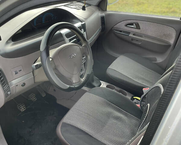 Чері Джаггі 2008 у Чугуеве на Automoto.ua Сірий Чері Джаггі, об'ємом двигуна 1.3 л та пробігом 129 тис. км за 1800 $, фото 10 на Automoto.ua