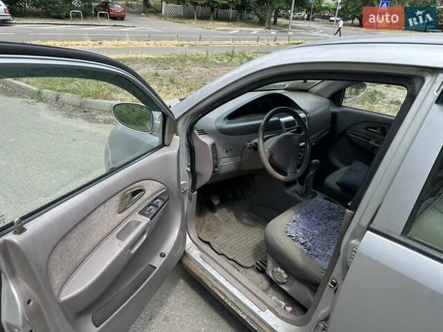 Серый Чери Джагги, объемом двигателя 1.3 л и пробегом 75 тыс. км за 2200 $, фото 4 на Automoto.ua