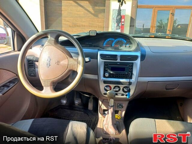 Серый Чери Джагги, объемом двигателя 1.3 л и пробегом 100 тыс. км за 1800 $, фото 5 на Automoto.ua