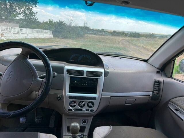 Зеленый Чери Джагги, объемом двигателя 0 л и пробегом 180 тыс. км за 1100 $, фото 4 на Automoto.ua