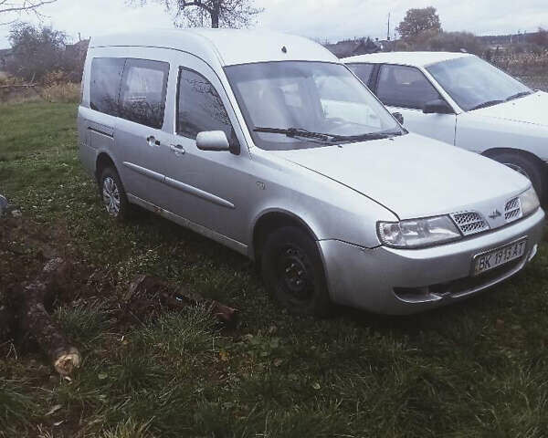 Чері Каррі 2008 у Сарнах на Automoto.ua Білий Чері Каррі, об'ємом двигуна 1.6 л та пробігом 350 тис. км за 1300 $, фото 1 на Automoto.ua