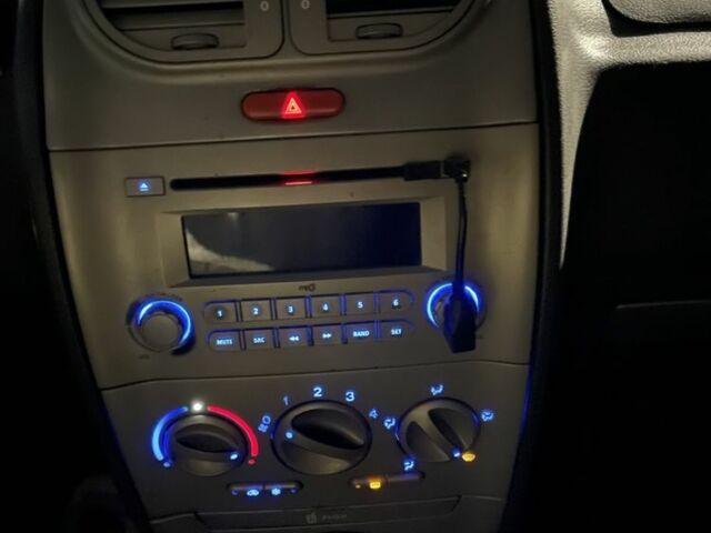 Бежевый Чери Кимо, объемом двигателя 1.3 л и пробегом 241 тыс. км за 1200 $, фото 4 на Automoto.ua