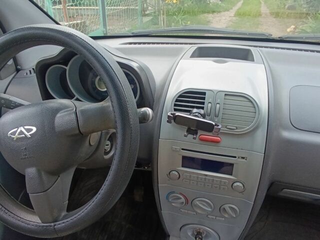 Черный Чери Кимо, объемом двигателя 1.3 л и пробегом 123 тыс. км за 2200 $, фото 4 на Automoto.ua