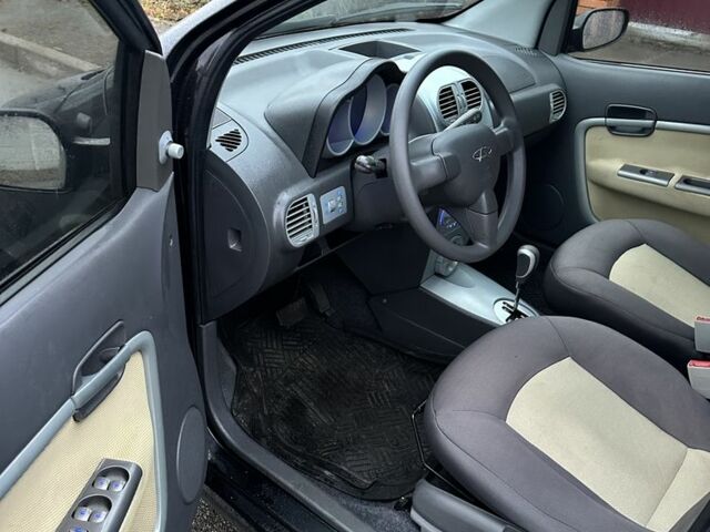 Черный Чери Кимо, объемом двигателя 1.3 л и пробегом 104 тыс. км за 2900 $, фото 6 на Automoto.ua