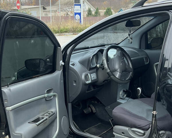 Черный Чери Кимо, объемом двигателя 1.3 л и пробегом 93 тыс. км за 3500 $, фото 5 на Automoto.ua