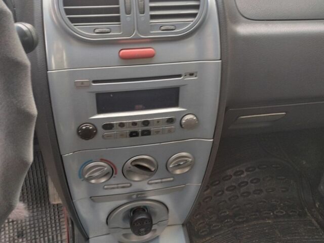 Коричневый Чери Кимо, объемом двигателя 1.3 л и пробегом 120 тыс. км за 2200 $, фото 7 на Automoto.ua