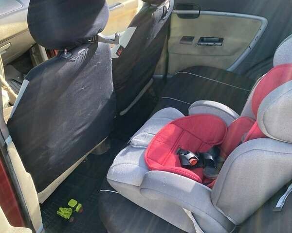 Красный Чери Кимо, объемом двигателя 1.3 л и пробегом 250 тыс. км за 2100 $, фото 5 на Automoto.ua