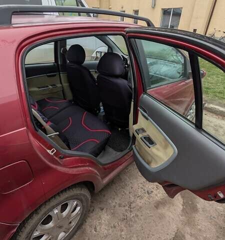 Червоний Чері Кімо, об'ємом двигуна 1.3 л та пробігом 176 тис. км за 2000 $, фото 3 на Automoto.ua